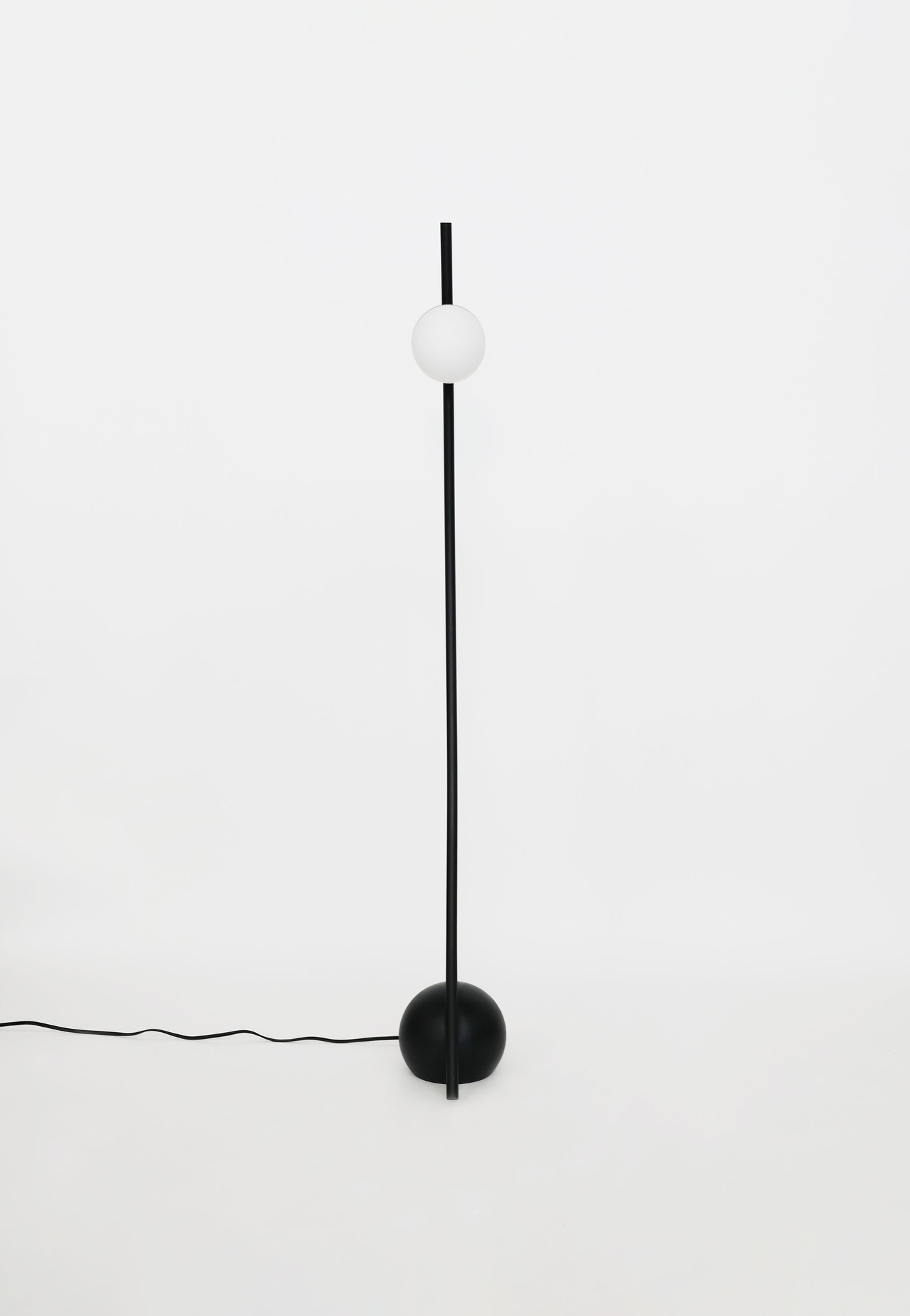 https://boon-room.centracdn.net/client/dynamic/images/17700_bec9f3922c-offset-floor-lamp_3-1350x0.jpg